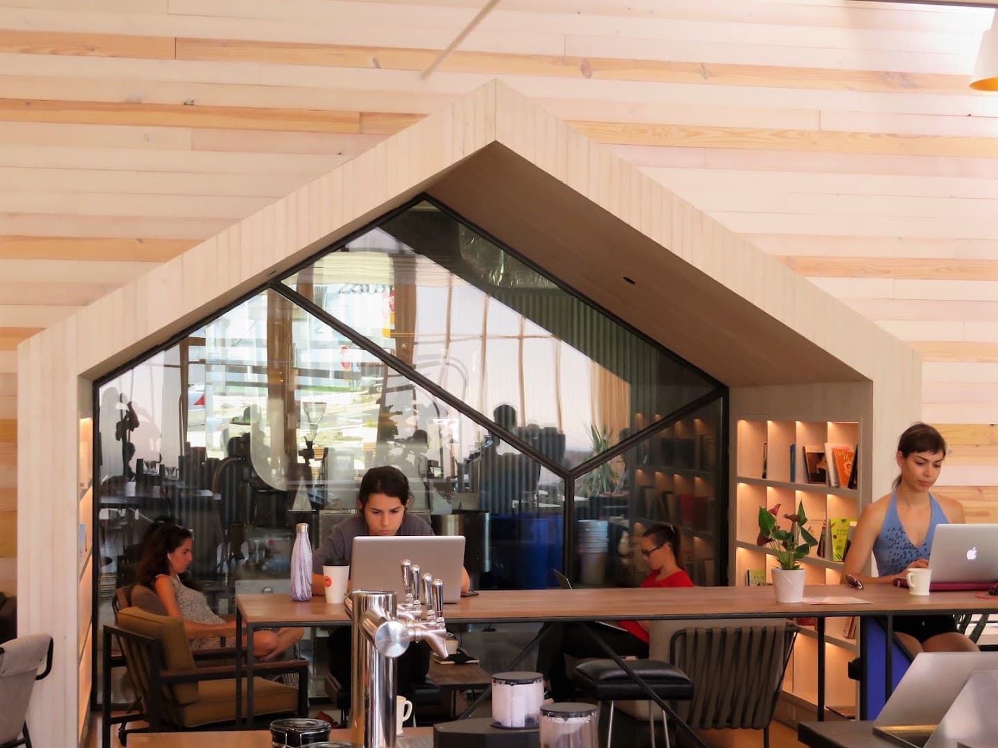 Greater Goods Roasting Co. specialty coffee shop in Austin - photo 2