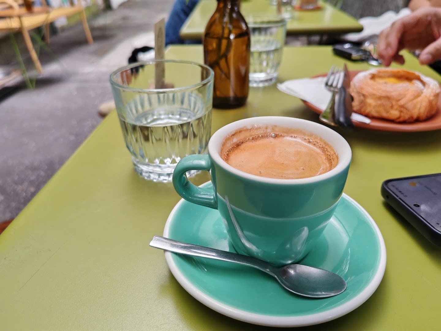 Coffee at CUMBÉ Coffee Roasters, specialty coffee shop in Mexico City