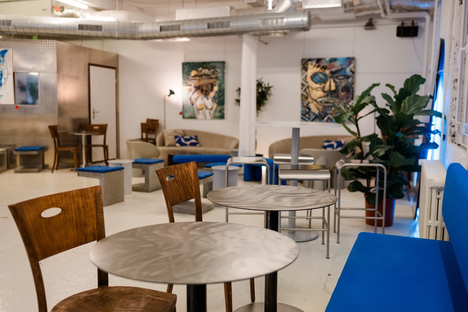 slurp. - specialty coffee shop in Kreis 4