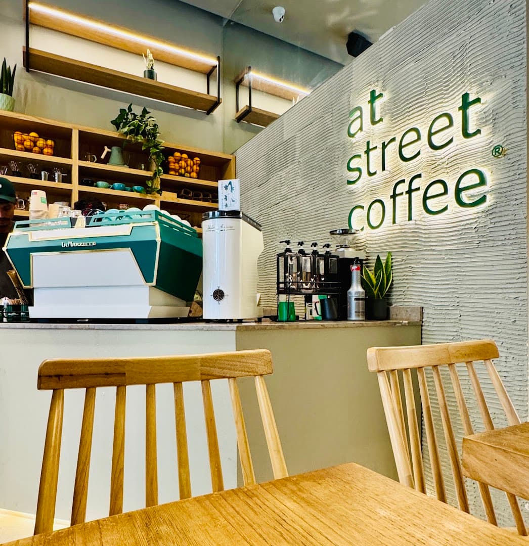 At Street.Coffee® - SPECIALTY COFFEE FOR ALL. - specialty coffee shop in Porto