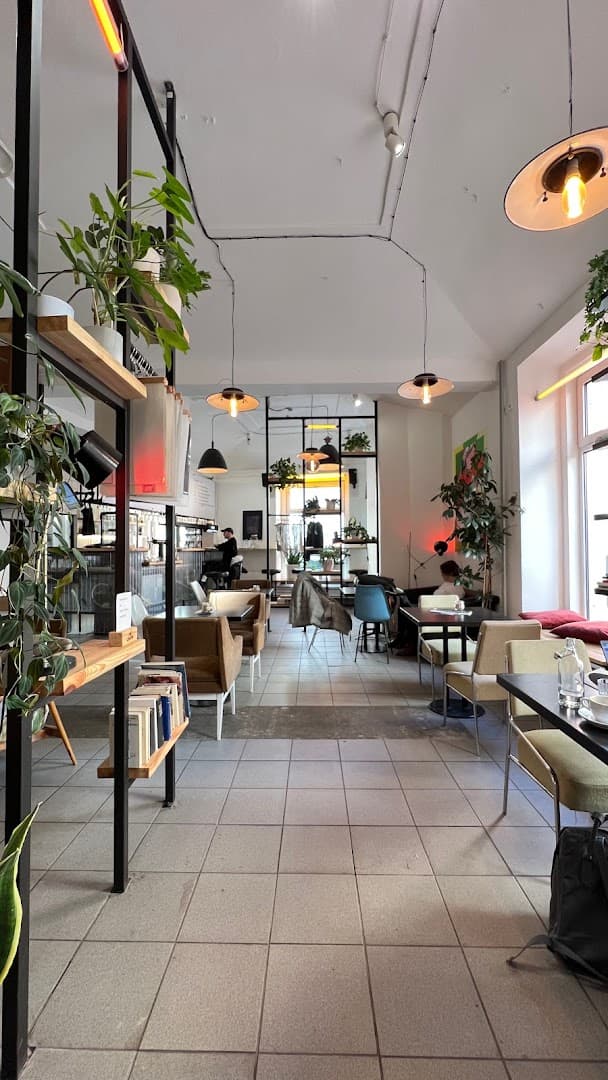 KLUB Petrohradská - specialty coffee shop in Prague