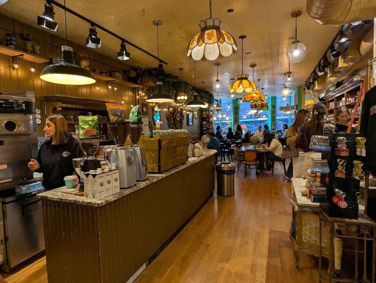 Le Petit Dep - specialty coffee shop in Montreal