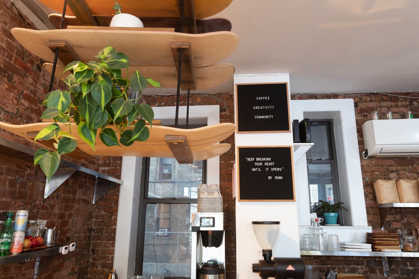 Now or Never Coffee specialty coffee shop in New York - photo 13