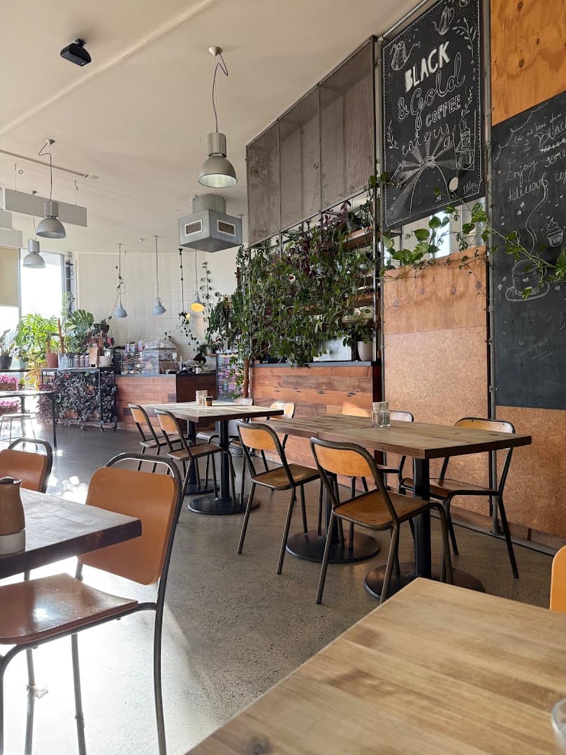 Black & Gold Coffee Eatery - specialty coffee shop in Auckland