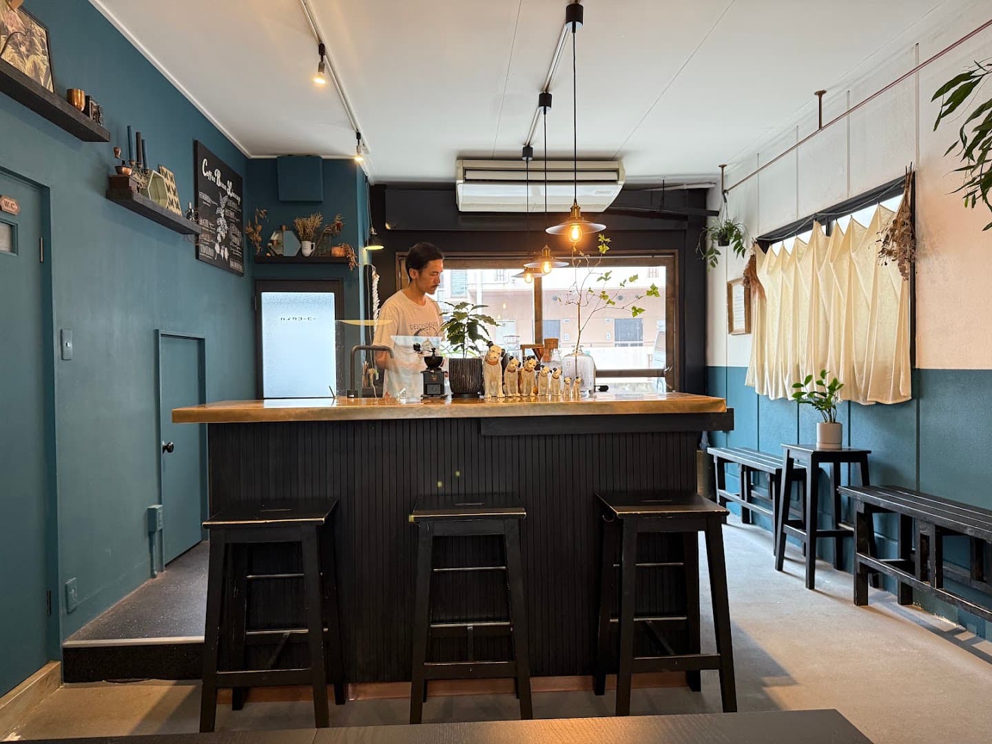 HAIKU COFFEE ROASTERS - specialty coffee shop in Osaka