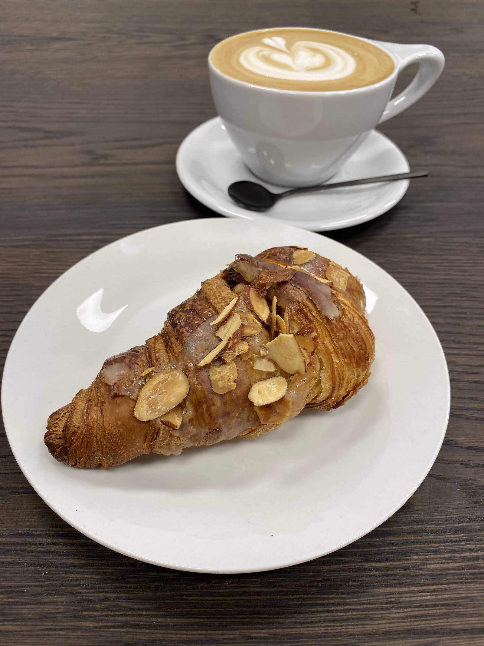 Qreate Coffee + Studio specialty coffee shop in Orlando - photo 11