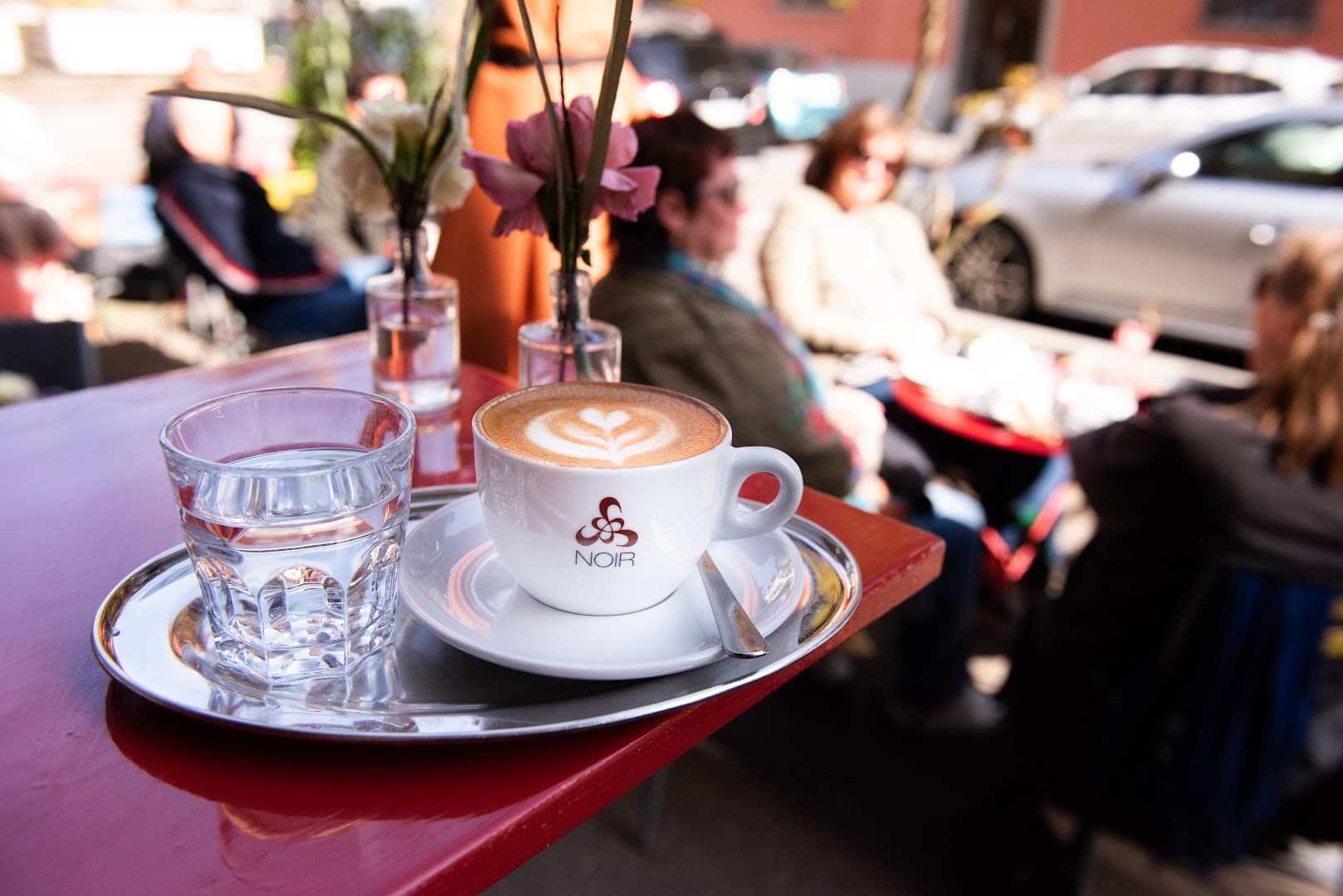 Coffee at Café Noir, specialty coffee shop in Zurich