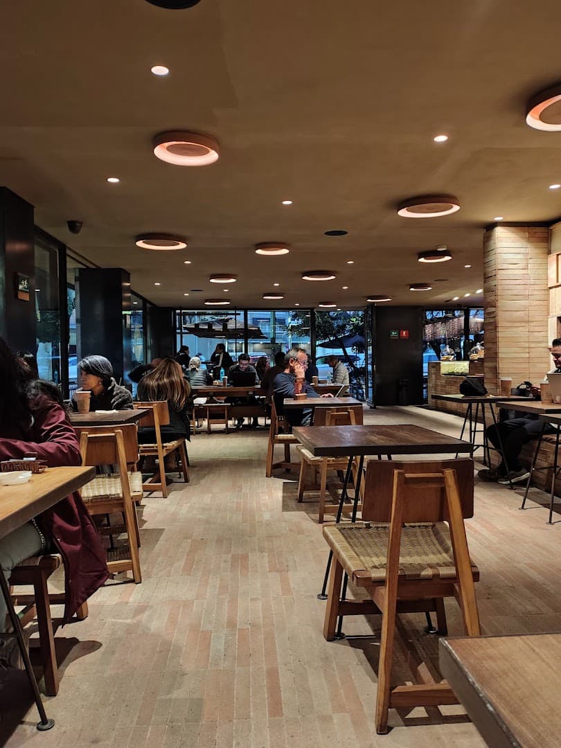 Tierra Garat Londres - specialty coffee shop in Mexico City