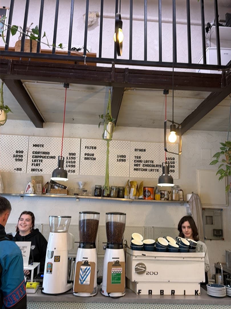 Fabrik Specialty Coffee - Design - Workshop - specialty coffee shop in XIII. kerület