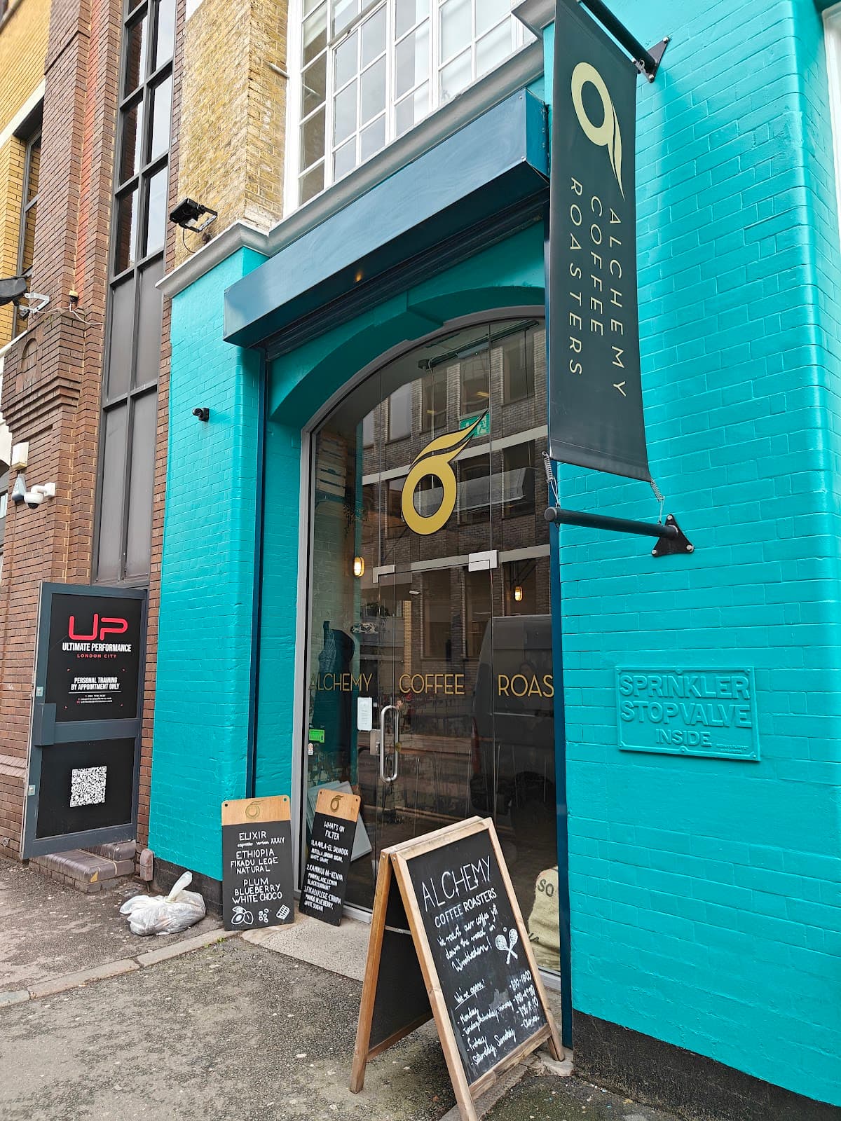 Alchemy Café - Old Street - specialty coffee shop in Shoreditch