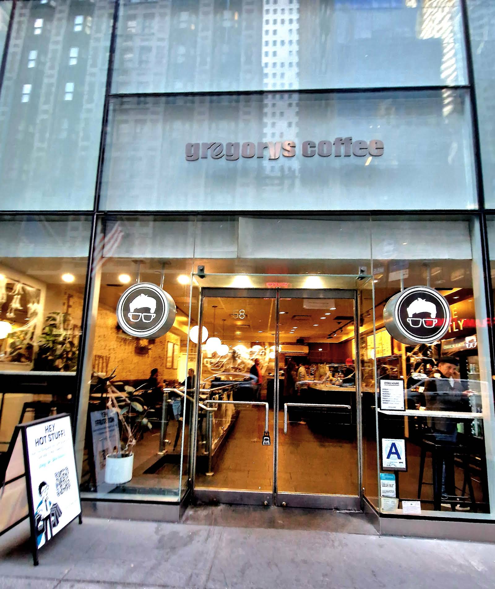 Gregorys Coffee specialty coffee shop in New York - photo 8