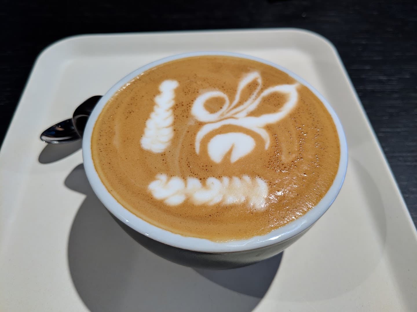 Coffee at Coffee Bar Tessinerplatz, specialty coffee shop in Zurich