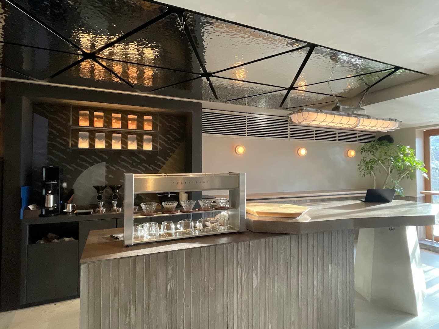 flow by nozy coffee - specialty coffee shop in Kyoto