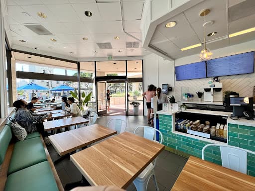 Bluestone Lane Westwood Coffee Shop specialty coffee shop in Los Angeles - photo 11