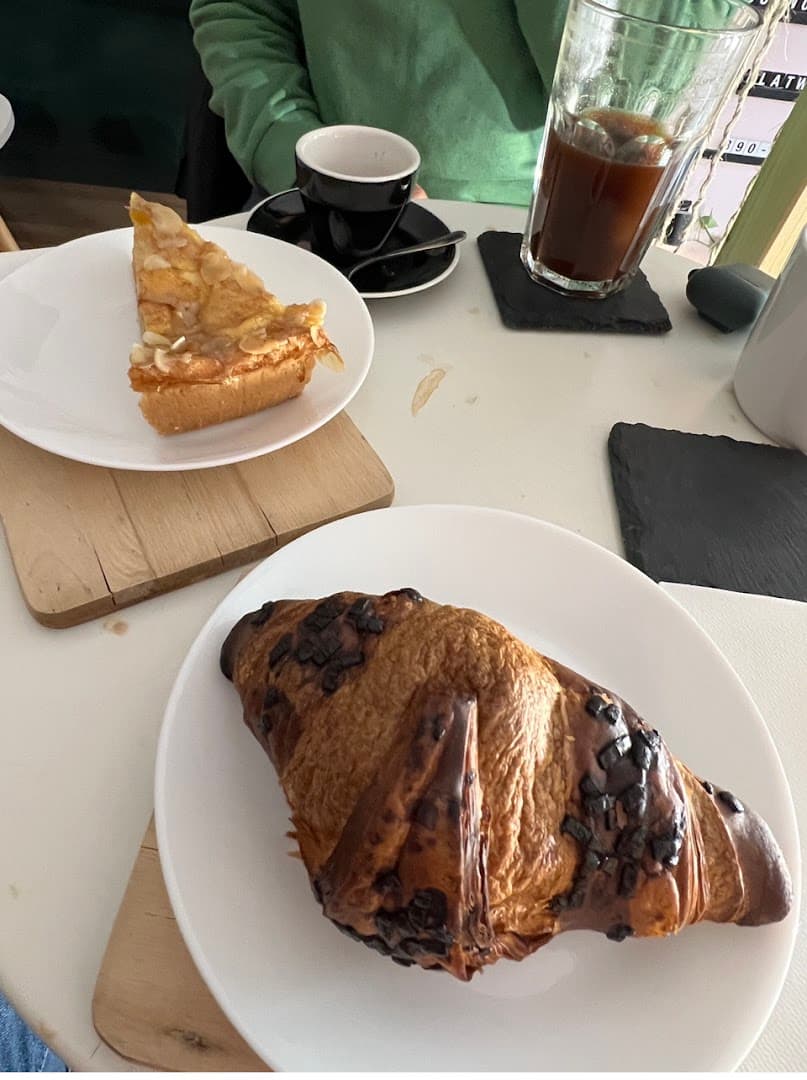 Dehogynem kávéműhely - specialty coffee shop in Budapest