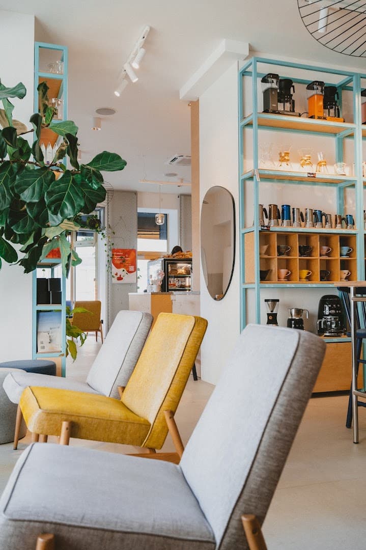 Coffeedesk Kawiarnia Wilcza - specialty coffee shop in Warsaw