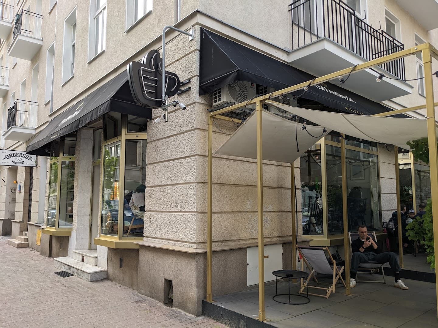 Coffeedesk Kawiarnia Wilcza - specialty coffee shop in Warsaw