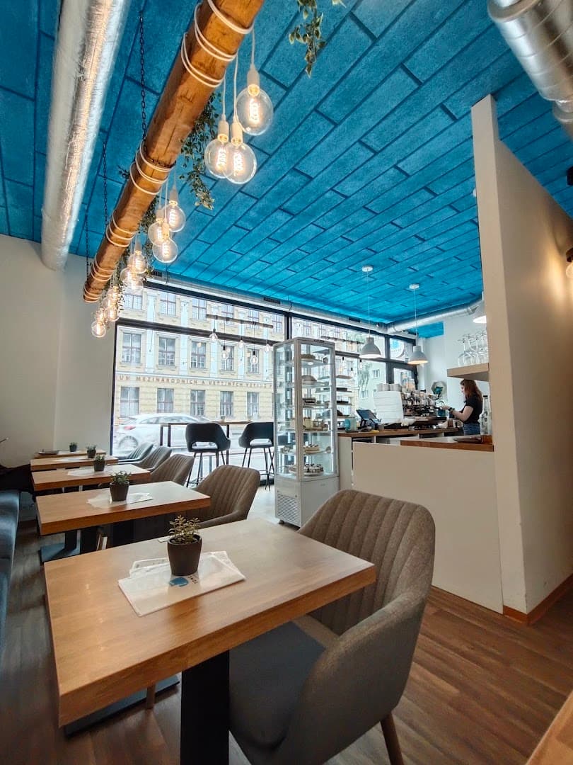 Interior of Tomcat coffee Košíře, specialty coffee shop in Prague