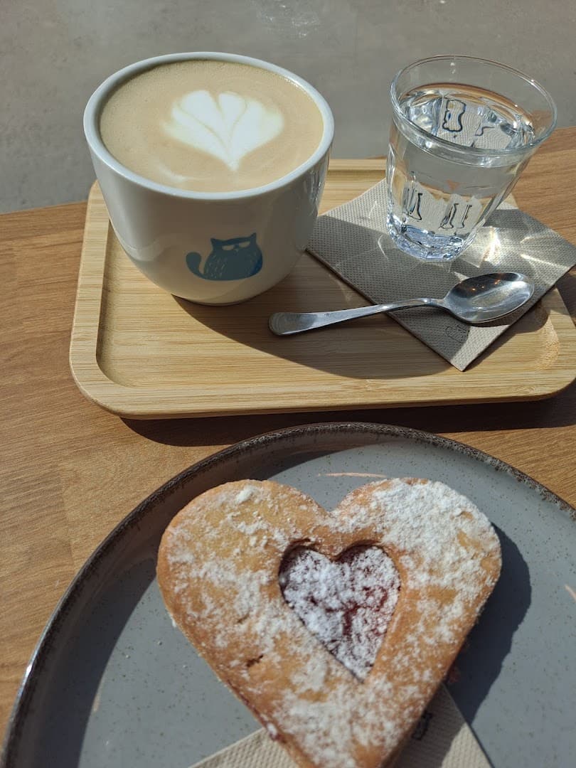 Tomcat coffee Košíře - specialty coffee shop in Prague
