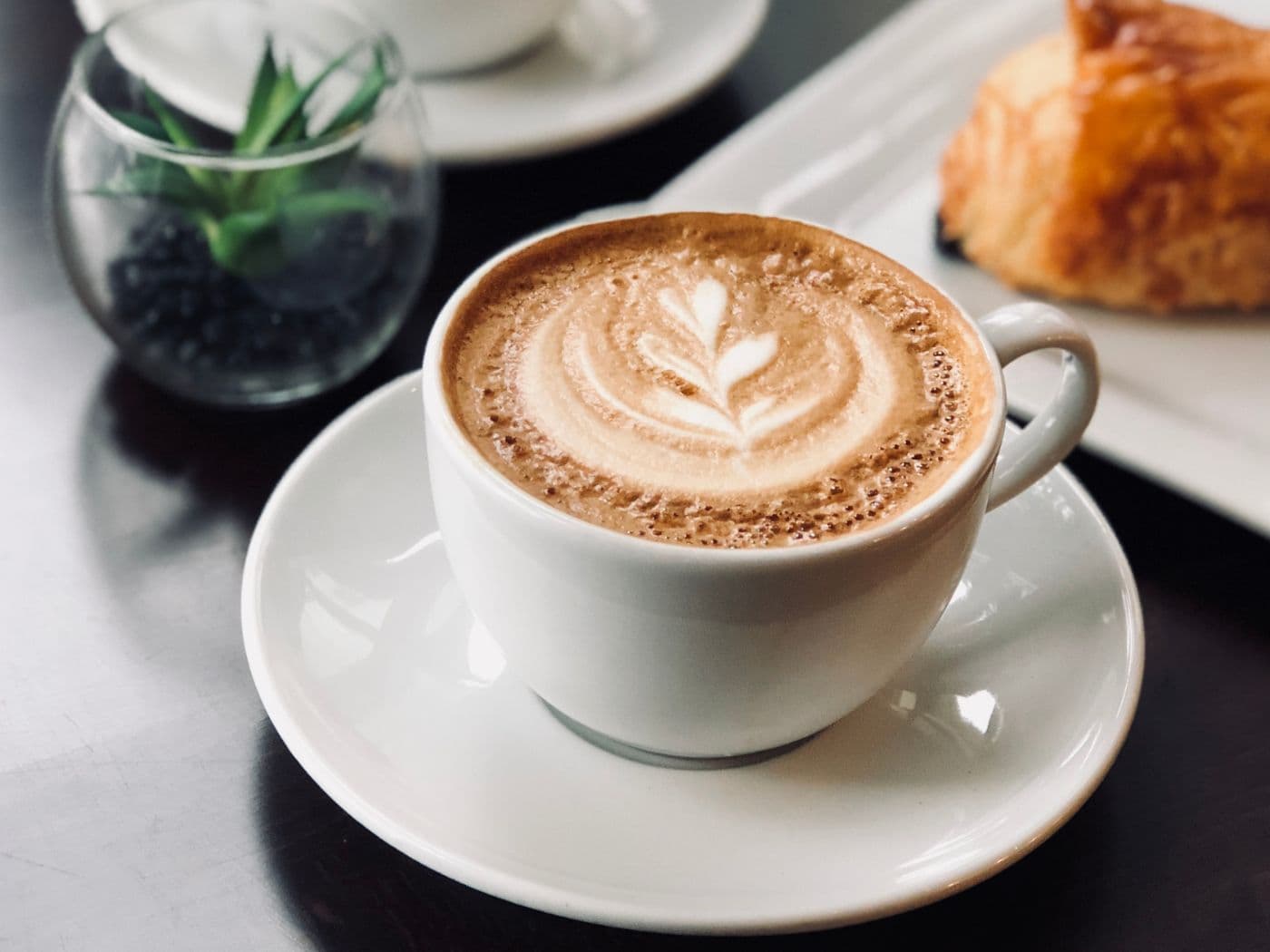 Coffee at The Colony Gourmet, specialty coffee shop in Edinburgh