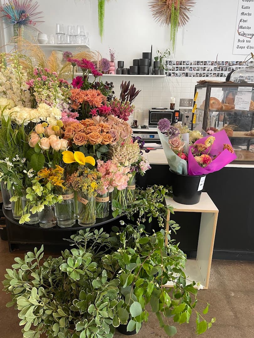 Pollen Coffee + Flower Shop specialty coffee shop in Asheville - photo 4