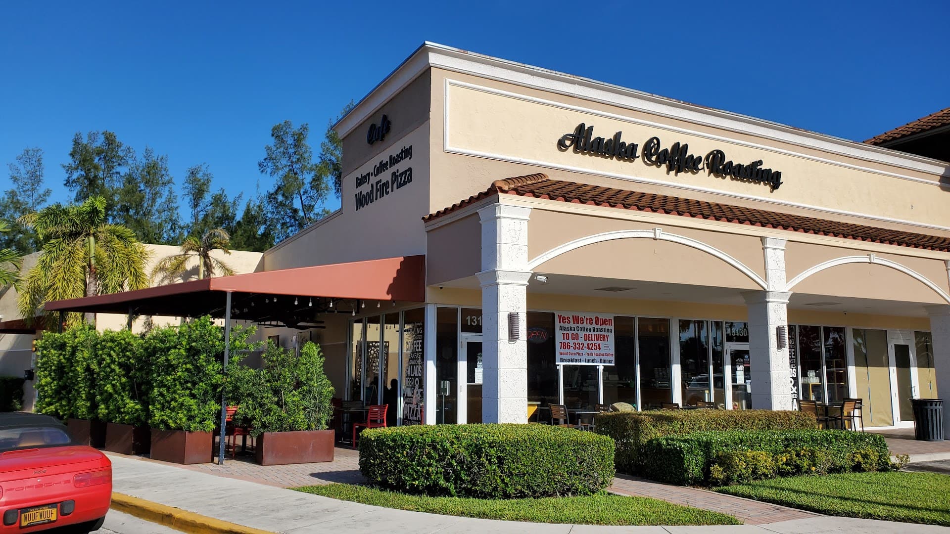 Alaska Coffee Roasting - specialty coffee shop in Miami