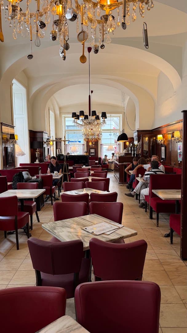 Café Diglas - specialty coffee shop in Vienna