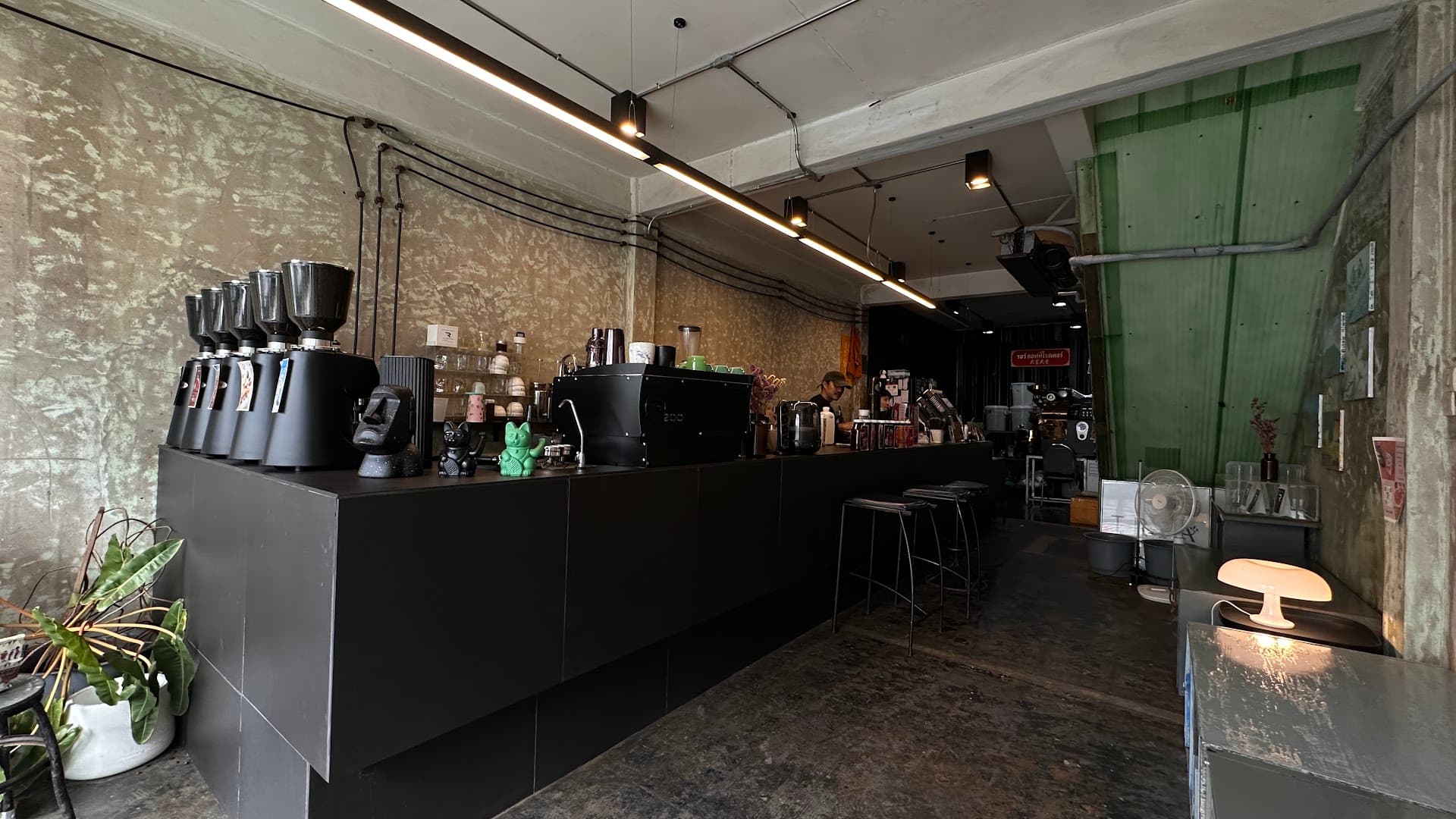 RAW COFFEE ROASTER - specialty coffee shop in Bangkok