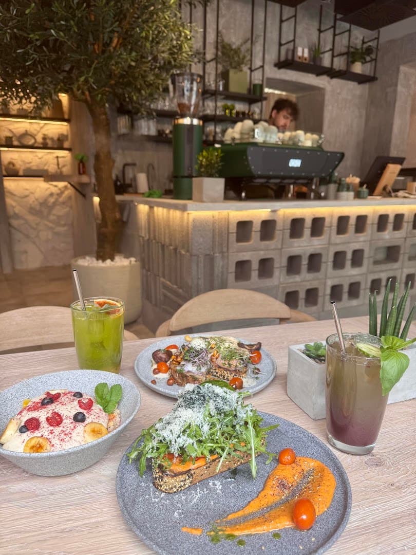 Food at GRØN Bistro, specialty coffee shop in Prague