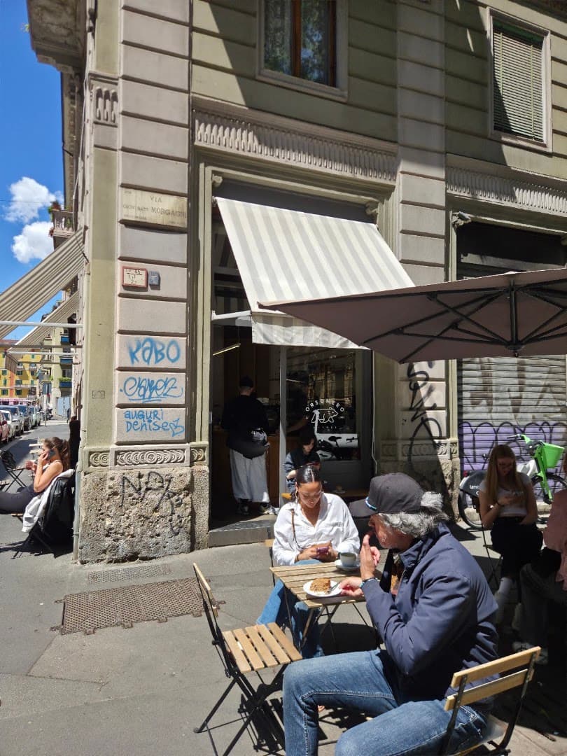 Storefront of Orsonero Coffee, specialty coffee shop in Milan