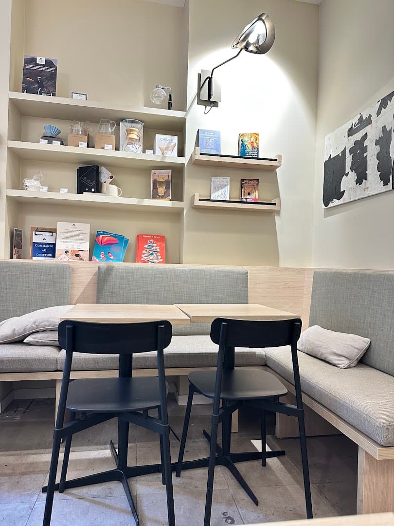 Café La Procure x Coutume - specialty coffee shop in Paris