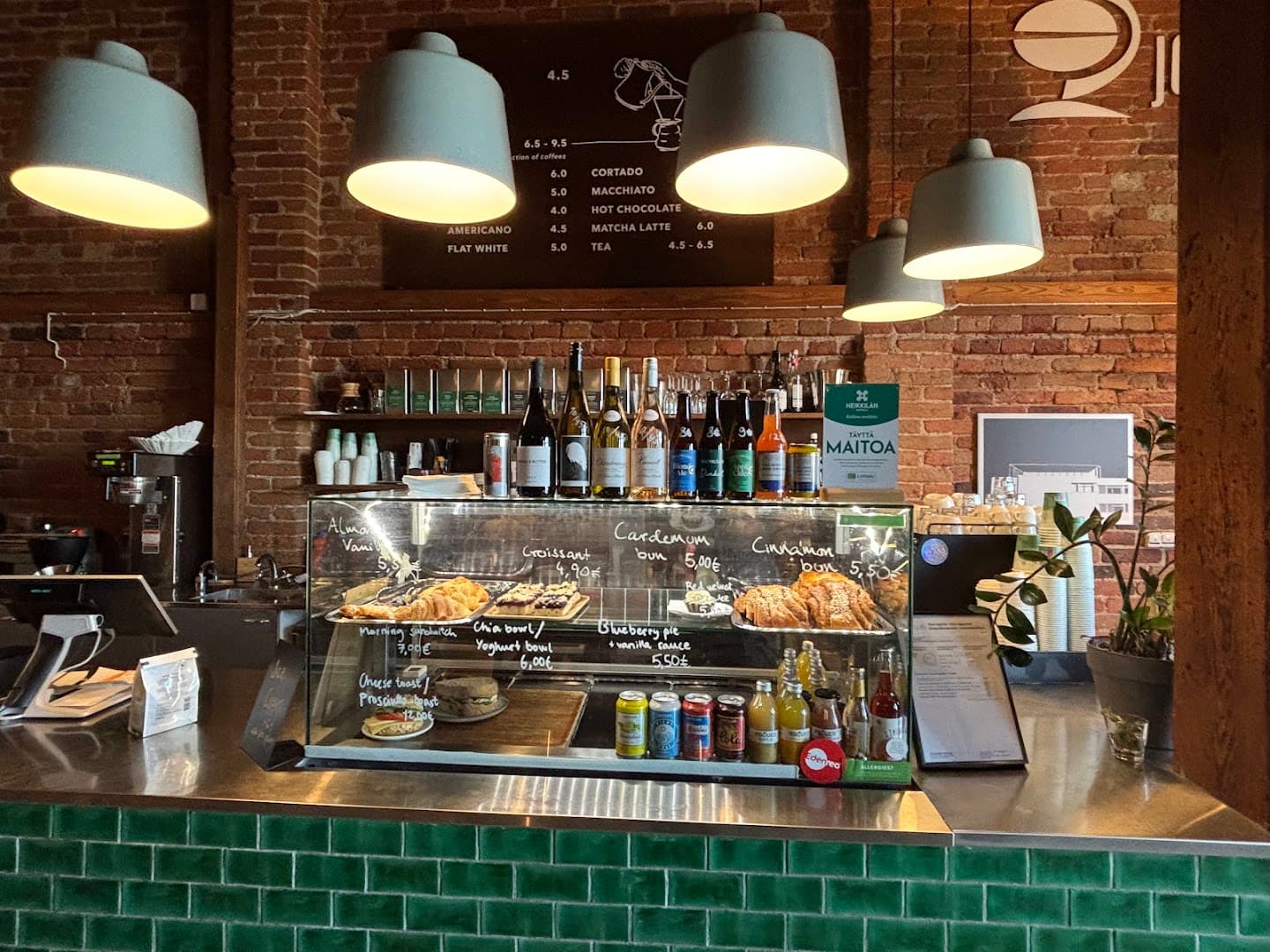 Johan & Nyström - Kanavaranta - specialty coffee shop in Kruununhaka