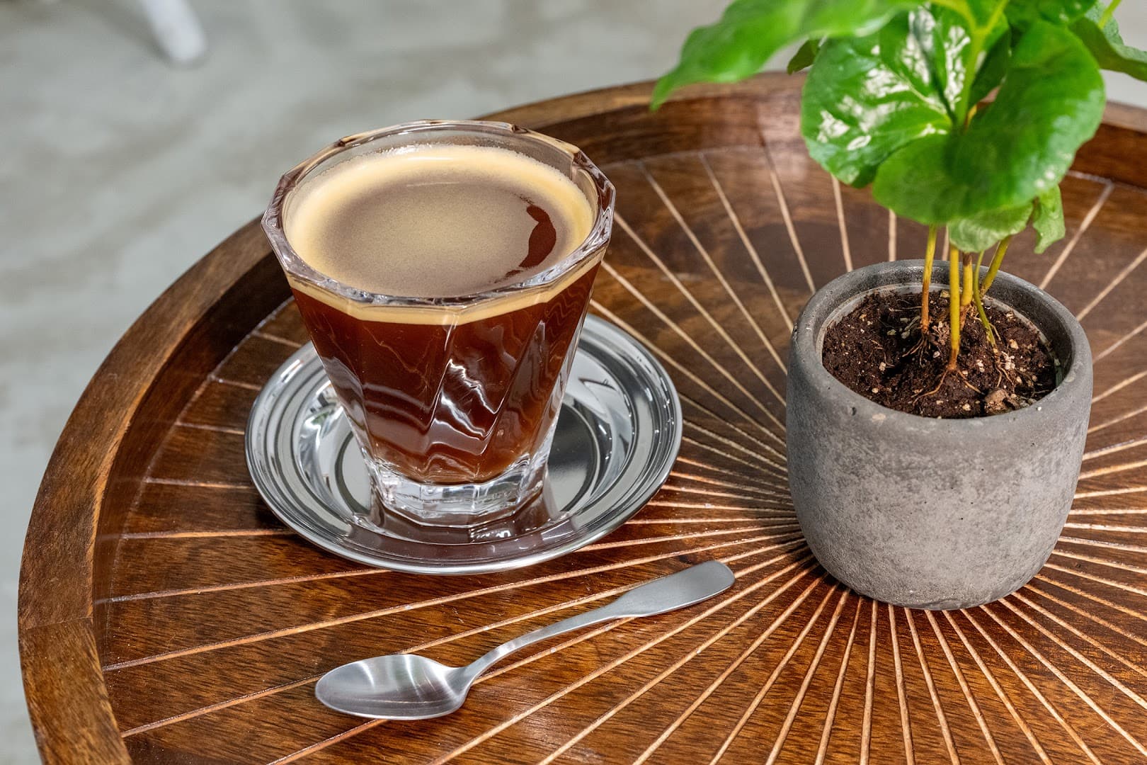Background coffee - specialty coffee shop in Paris