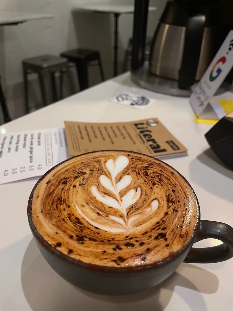 Literal Coffee - specialty coffee shop in Madrid