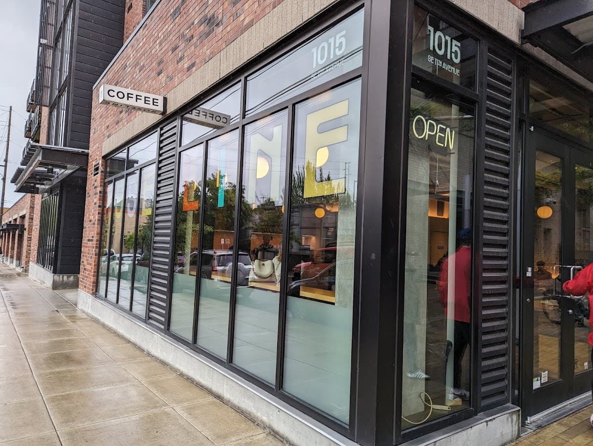 Roseline Coffee - specialty coffee shop in Portland