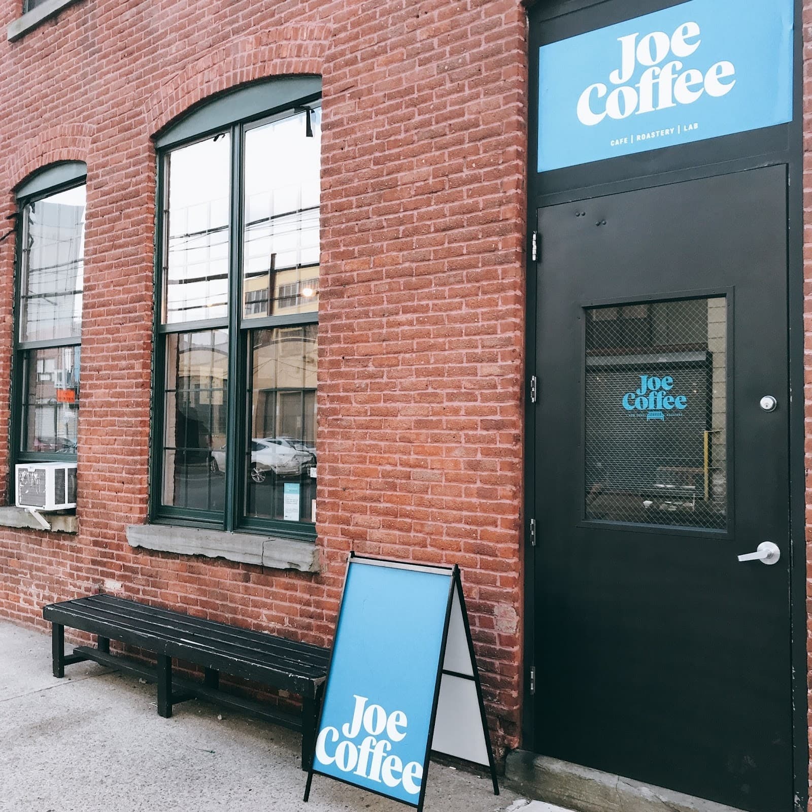 Joe Coffee Company: Roastery Cafe specialty coffee shop in New York - photo 6