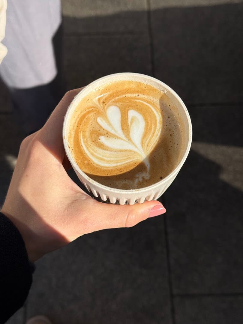 Kaffeerad - specialty coffee shop in Mitte