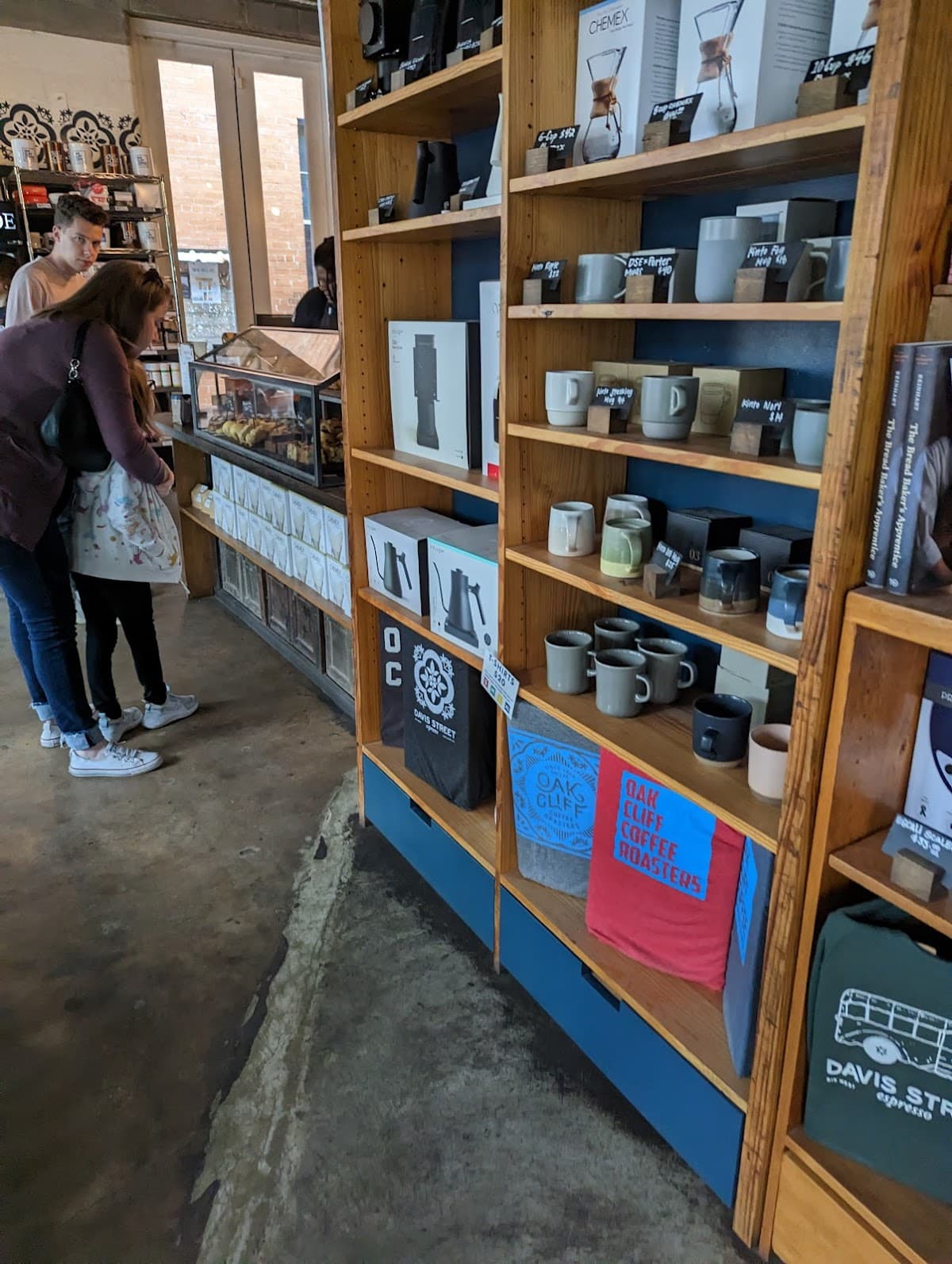 Oak Cliff Coffee Roasters specialty coffee shop in Dallas - photo 3