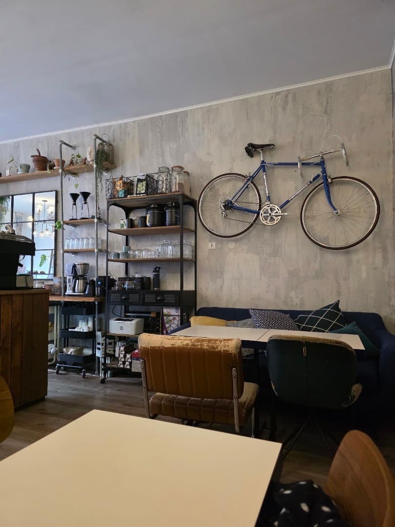 ONI Coffee Shop - specialty coffee shop in Paris