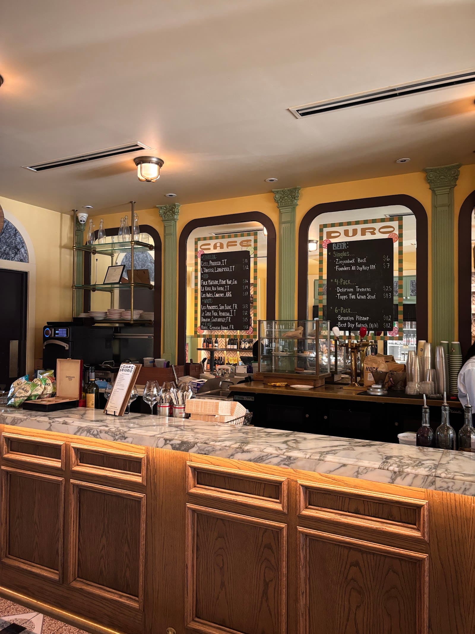 Cafe Duro specialty coffee shop in Dallas - photo 7