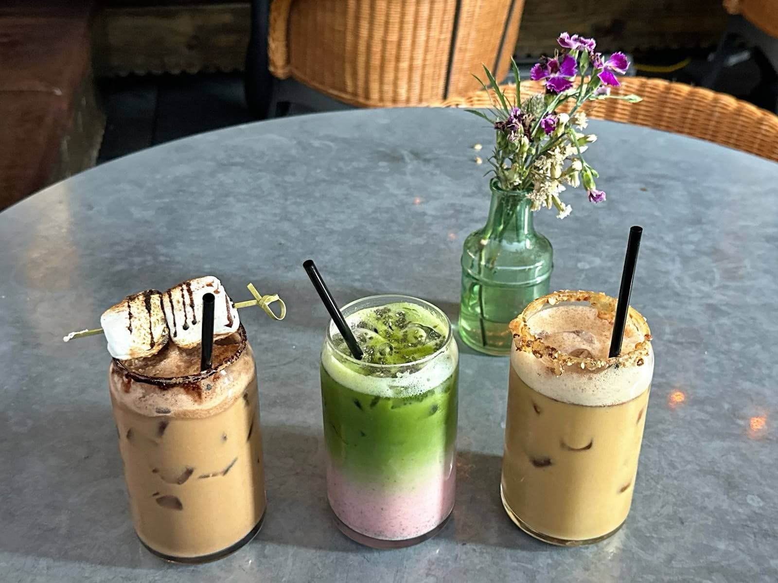 Cafe Duro specialty coffee shop in Dallas - photo 9