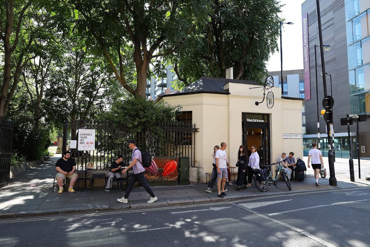 WatchHouse Bermondsey specialty coffee shop in London - photo 4