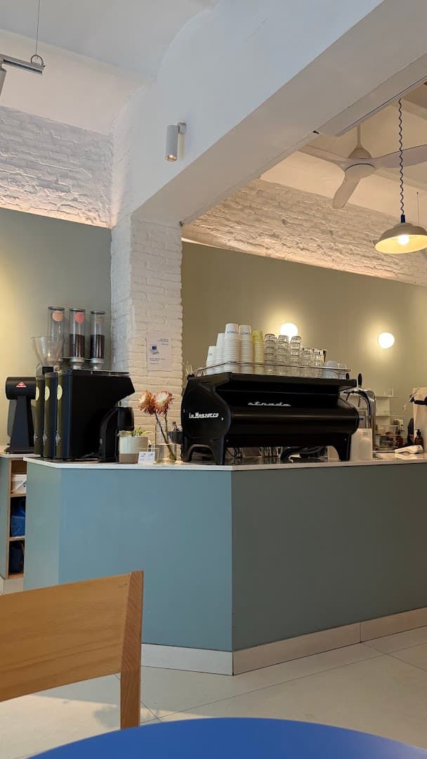 SlowMov - specialty coffee shop in Gràcia