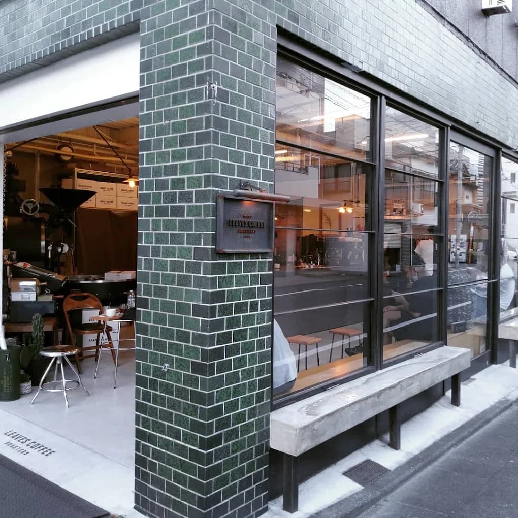 Leaves Coffee Roasters - specialty coffee shop in Tokyo