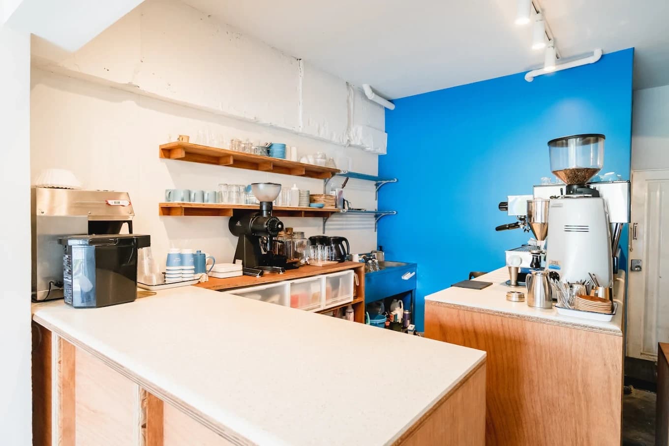 Light Up Coffee (Kichijoji) - specialty coffee shop in Tokyo