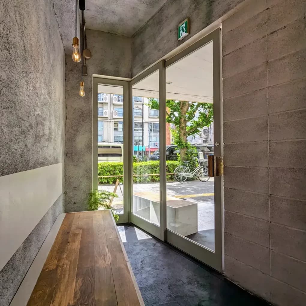 Lucent Coffee - specialty coffee shop in Tokyo