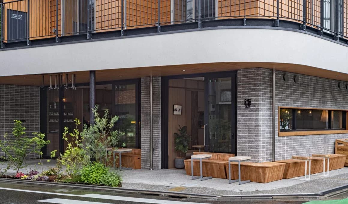 Onibus Coffee (Jiyugaoka Store) - specialty coffee shop in Tokyo