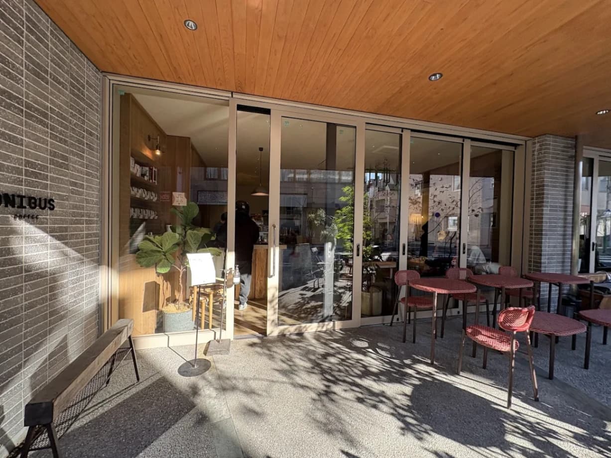 Onibus Coffee (Jiyugaoka Store) - specialty coffee shop in Tokyo