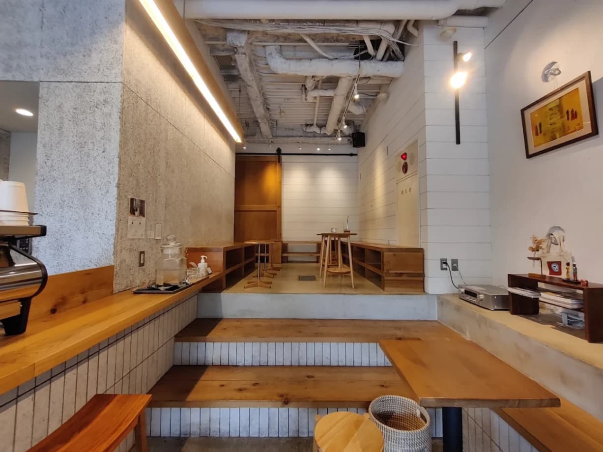 Passage Coffee Ichigaya - specialty coffee shop in Tokyo