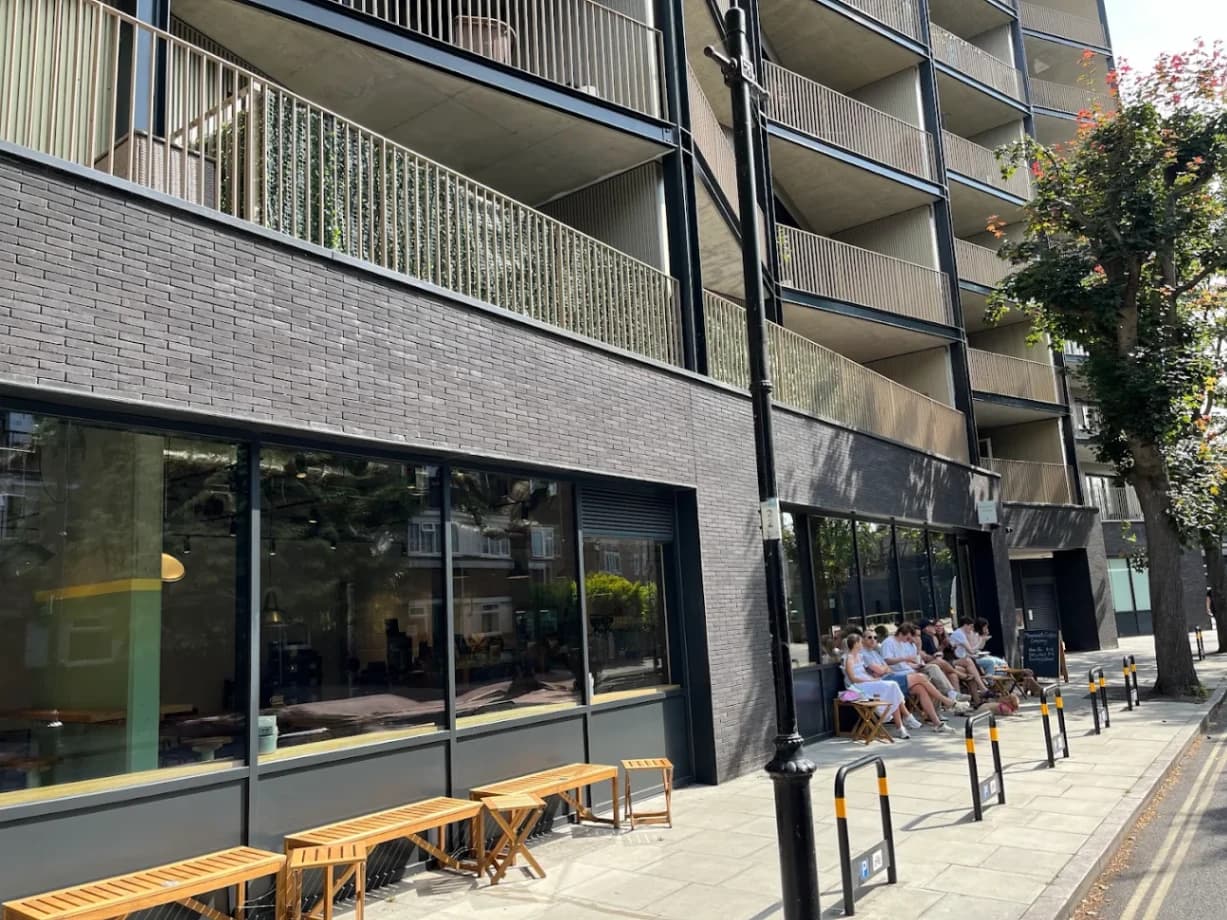 Monmouth Coffee Company (Bermondsey) specialty coffee shop in London - photo 3